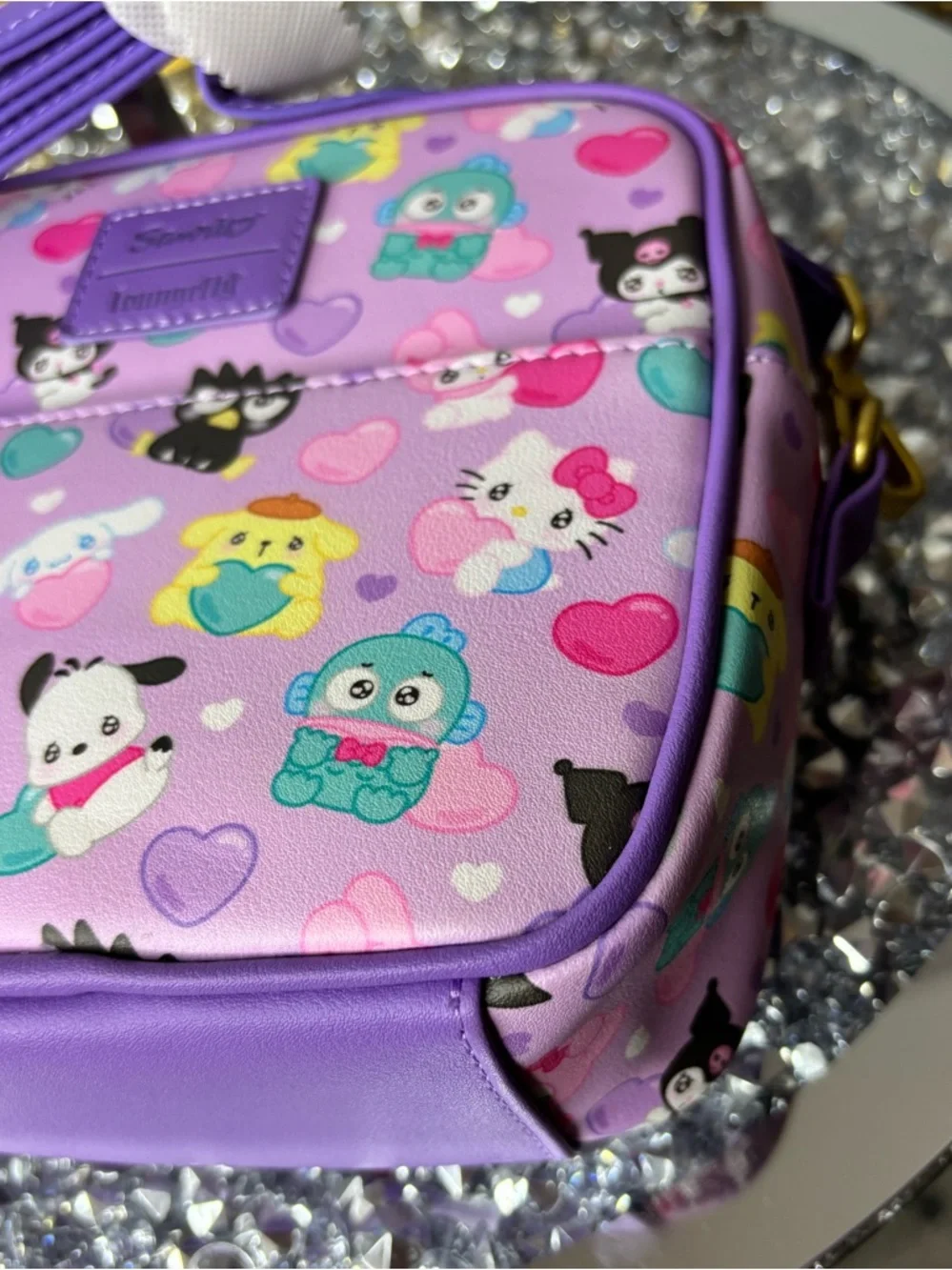 Loungefly Sanrio Hello Kitty and Friends Hearts Crossbody Bag NWT - Picture 11 of 12